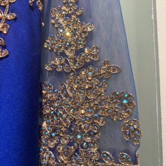 Royal Blue - Atelier Clarisse - Formal Gown Never Worn - Picture 4 of 10